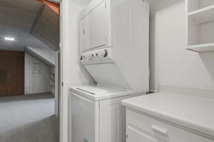 42-Laundry Room