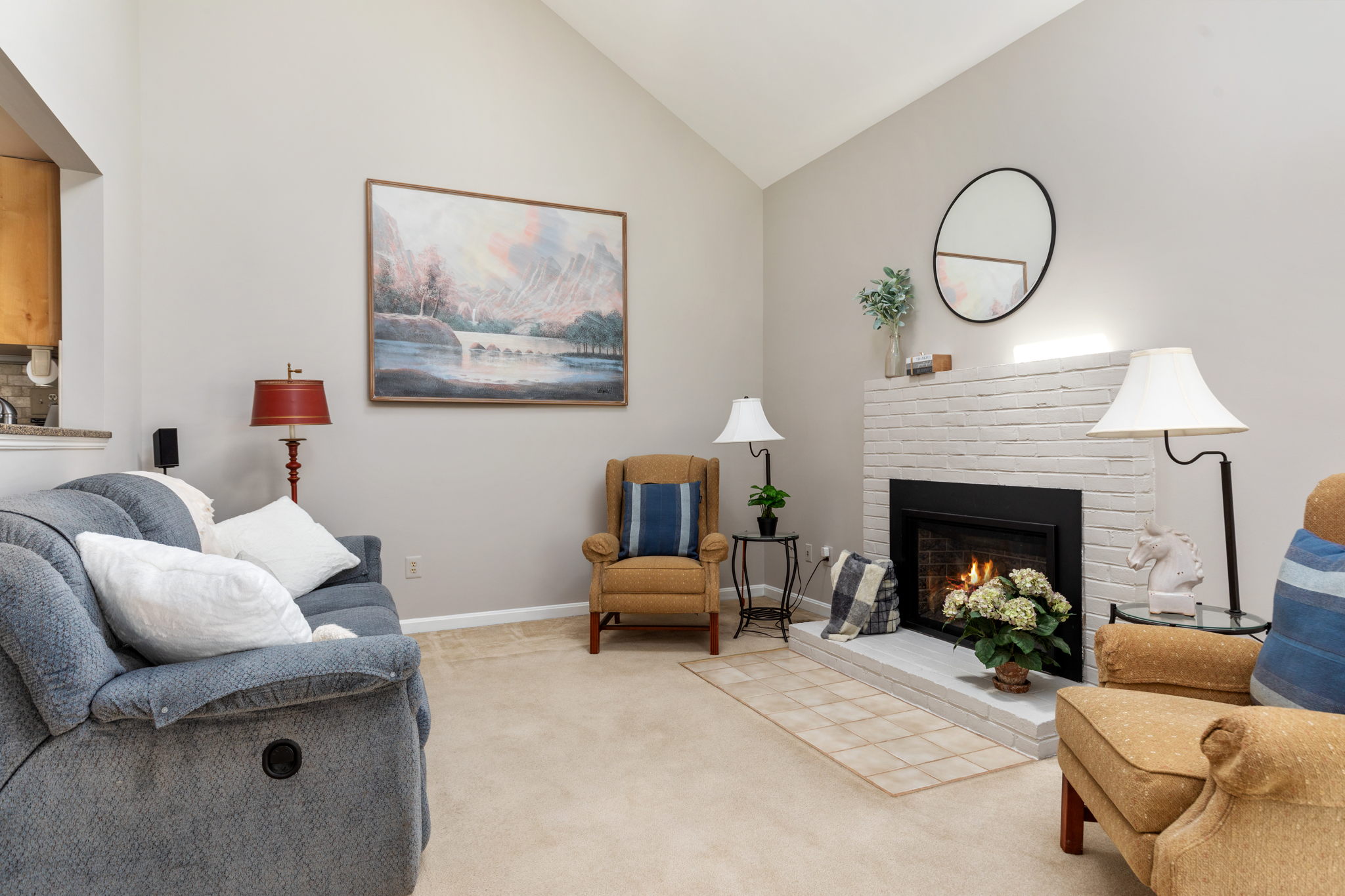 13922 Deviar Dr, Centreville, VA 20120, USA Photo 13