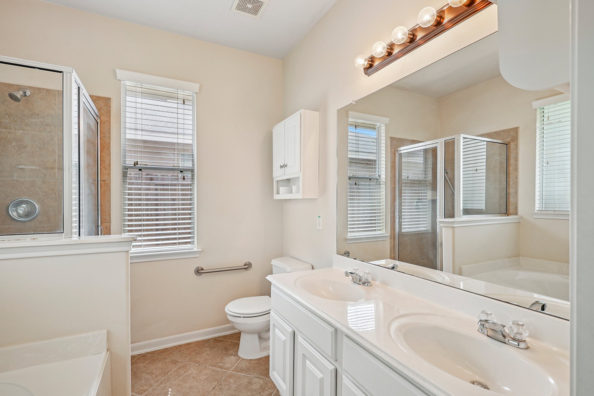 Cypress Creek Bank Dr-2105-020.jpg
