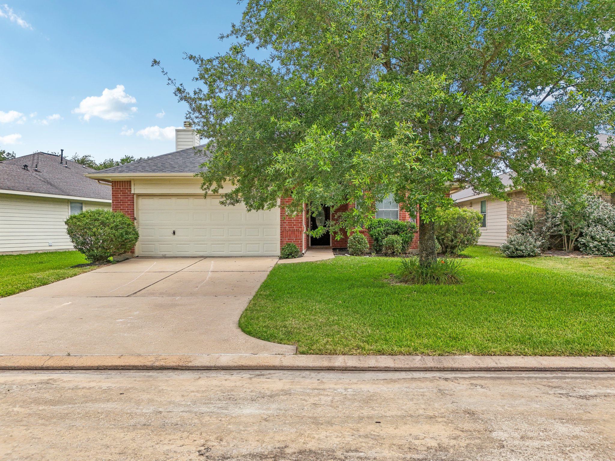 Cypress Creek Bank Dr-2105-034.jpg