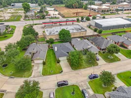 Cypress Creek Bank Dr-2105-038.jpg