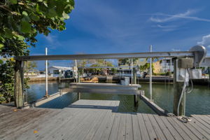 Boat Lift 4