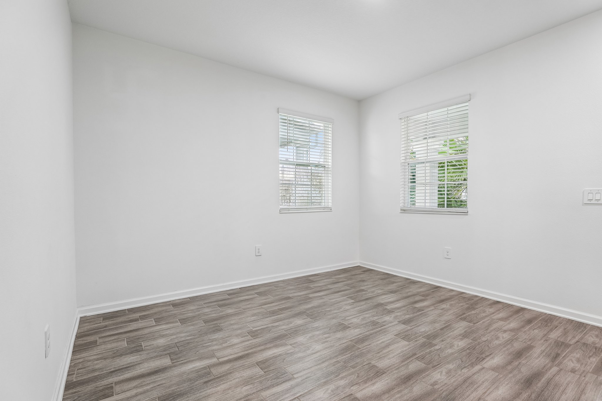 Title Wy-S2107-009.jpg