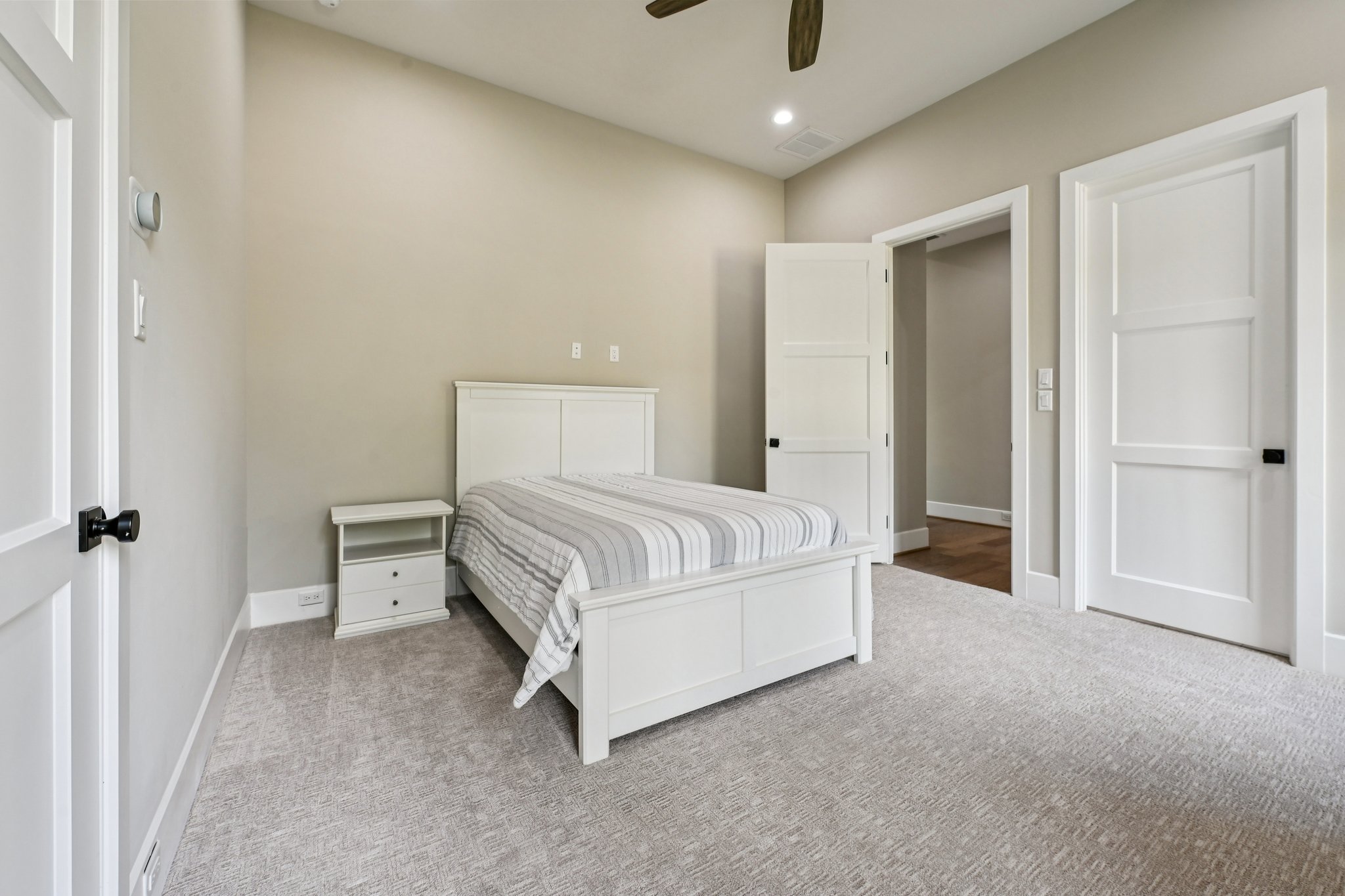 Perthshire Rd-S2903-039.jpg