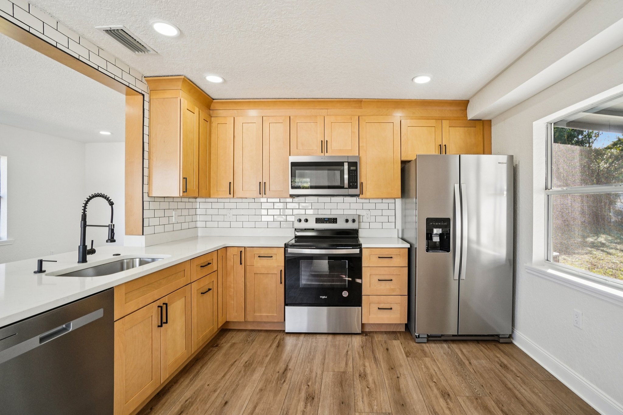 2nd St-S2701-017.jpg