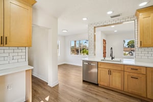 2nd St-S2701-014.jpg