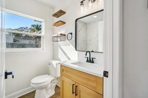 2nd St-S2701-020.jpg