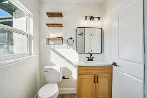 2nd St-S2701-021.jpg