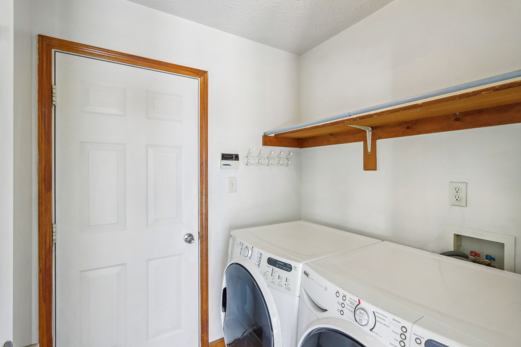 Charleswood Ct-3105-036