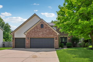 Charleswood Ct-3105-002