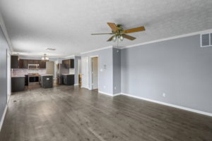 Charleswood Ct-3105-019