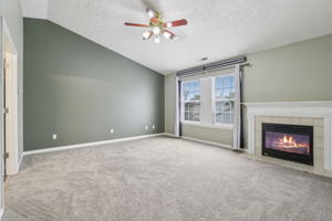 Charleswood Ct-3105-023