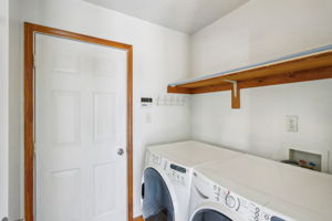 Charleswood Ct-3105-036