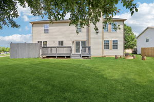 Charleswood Ct-3105-043