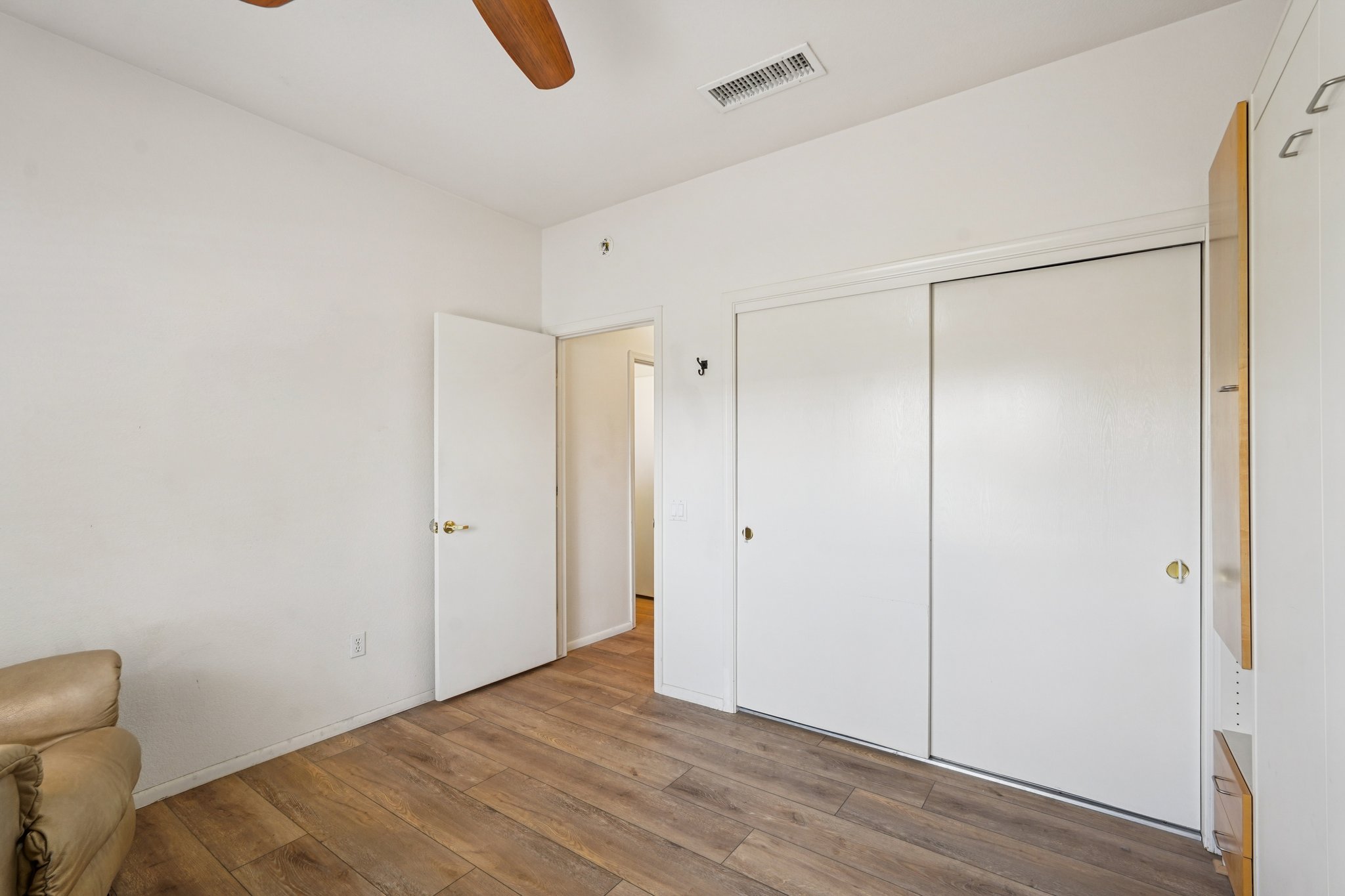 W Rico Dr-S0503-034.jpg