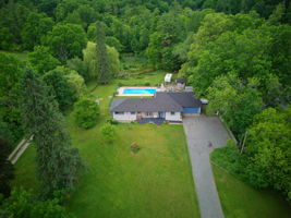  Photo 0