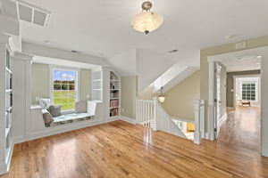  Photo 44