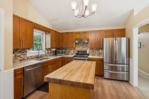 Local_Flavor_Films-1395_La_Maison_Dr_Lawrenceville_GA-136.jpg