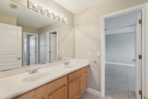 Legendary Blvd-044.jpg