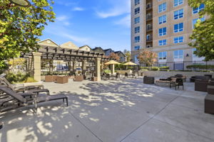 Community area with fire pits and BBQ Grill