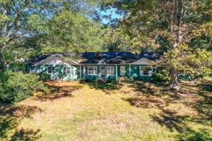 6 Aerial Ext Rear A w Yard