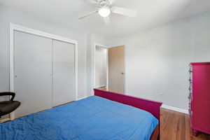  Photo 23