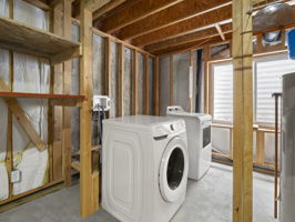 Photo 32