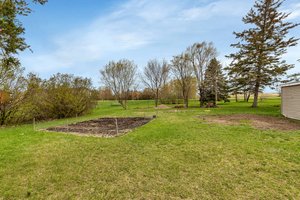  Photo 33