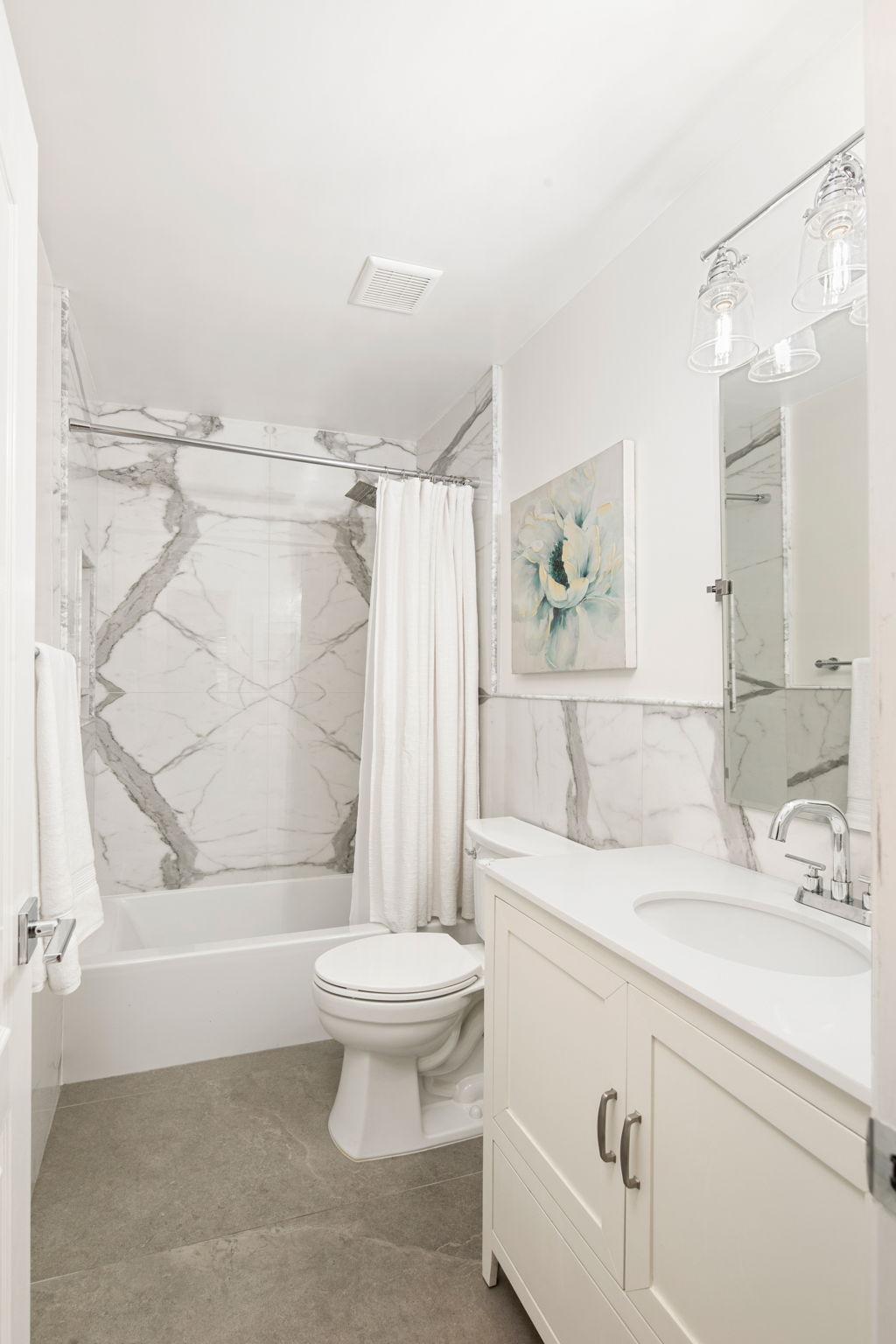 13957 Royal Melbourne Square-255