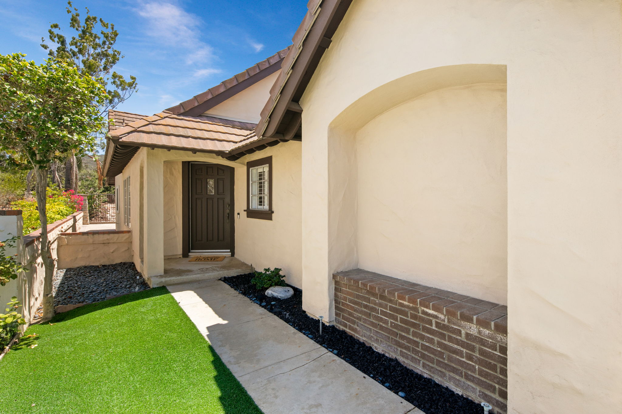 13957 Royal Melbourne Square-249