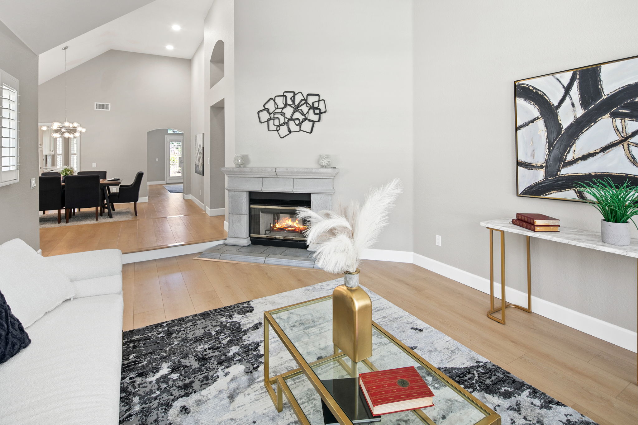 13957 Royal Melbourne Square-237