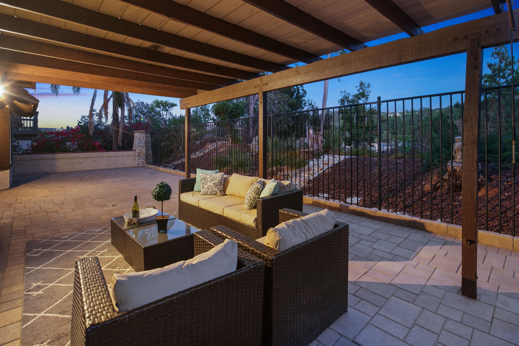 13957 Royal Melbourne Square-342