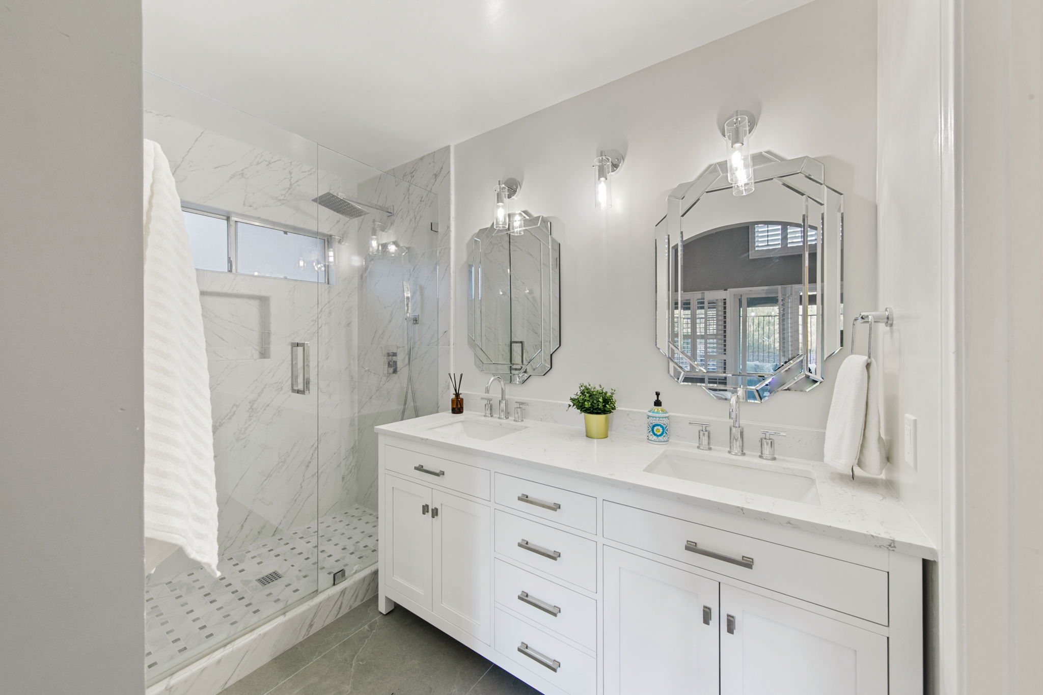 13957 Royal Melbourne Square-306