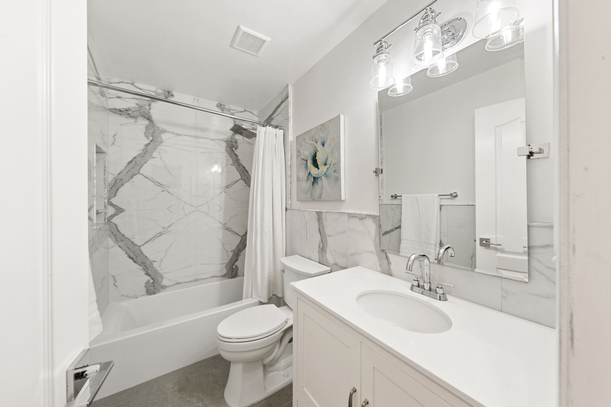 13957 Royal Melbourne Square-304