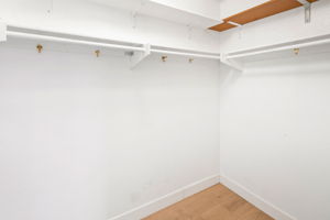 13957 Royal Melbourne Square-256