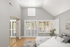 13957 Royal Melbourne Square-241
