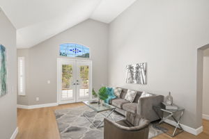13957 Royal Melbourne Square-223