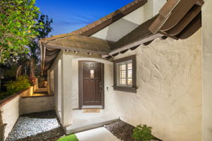 13957 Royal Melbourne Square-348