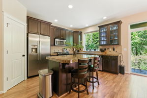 Kitchen/Breakfast Bar (Pantry)