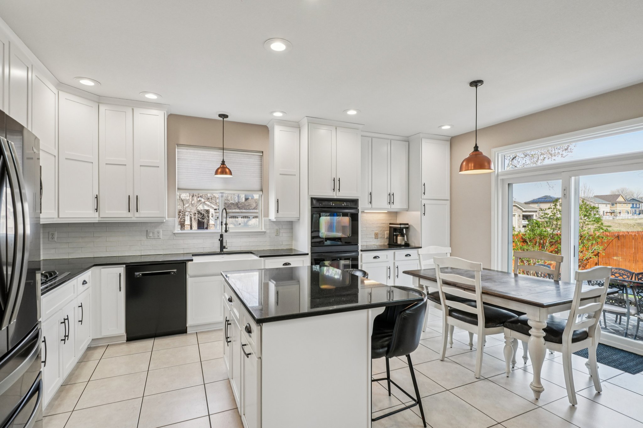 Milwaukee St-S2703-022.jpg