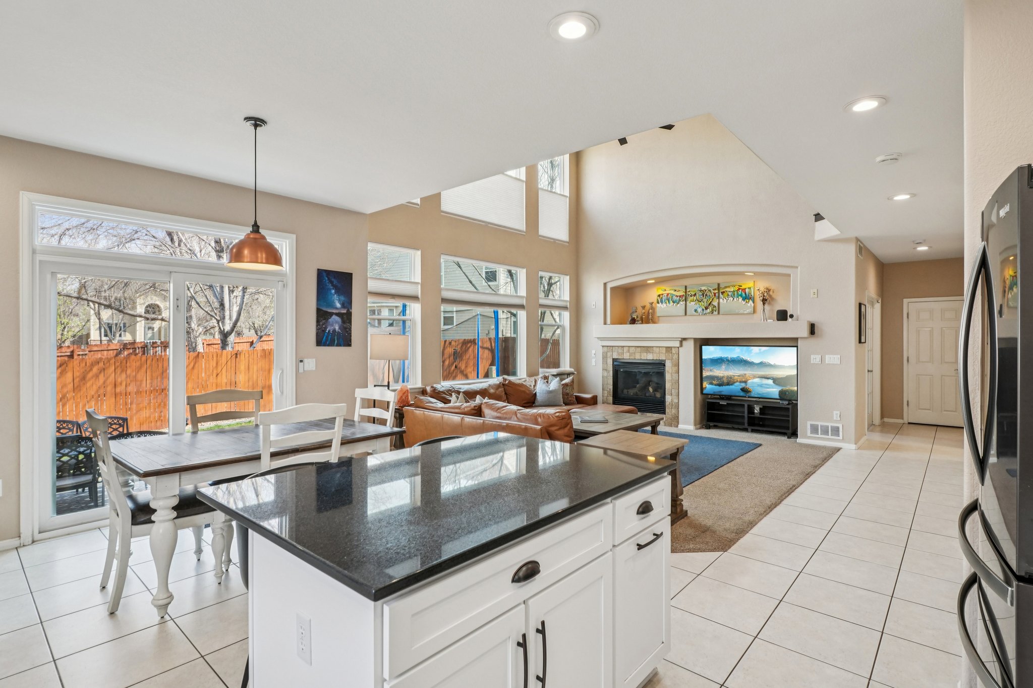 Milwaukee St-S2703-026.jpg