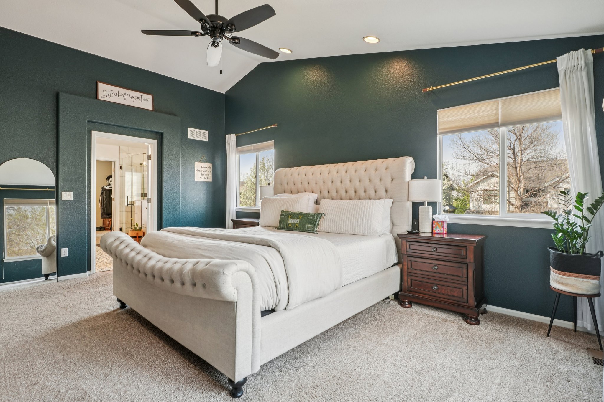 Milwaukee St-S2703-038.jpg