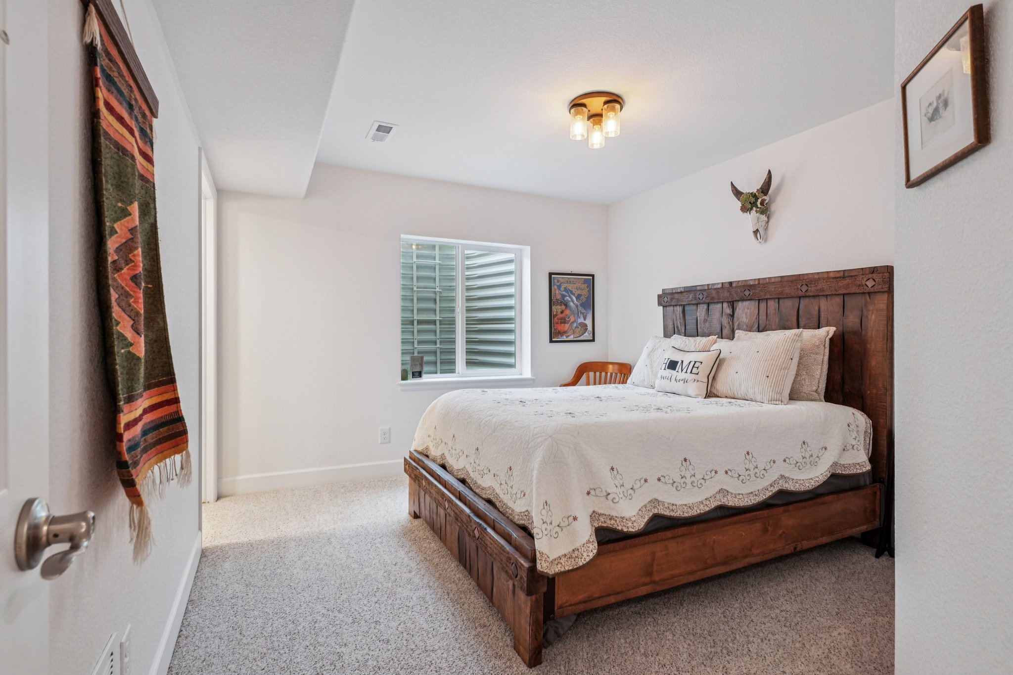 Milwaukee St-S2703-058.jpg