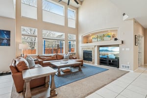 Milwaukee St-S2703-007.jpg