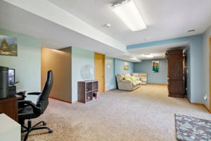 Photo 47