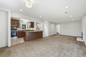 012_F8_1398 Garrans Dr