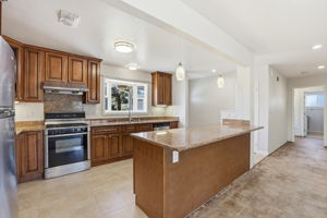 013_F8_1398 Garrans Dr
