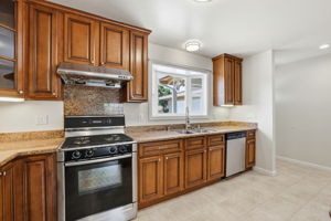 014_F8_1398 Garrans Dr