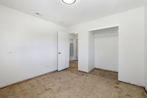 022_F8_1398 Garrans Dr