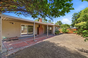 033_F8_1398 Garrans Dr